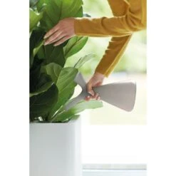 Elho 1.7 Litre Warm Grey Plunge Watering Can -Water N Plants Sales Store 8711904302726 2