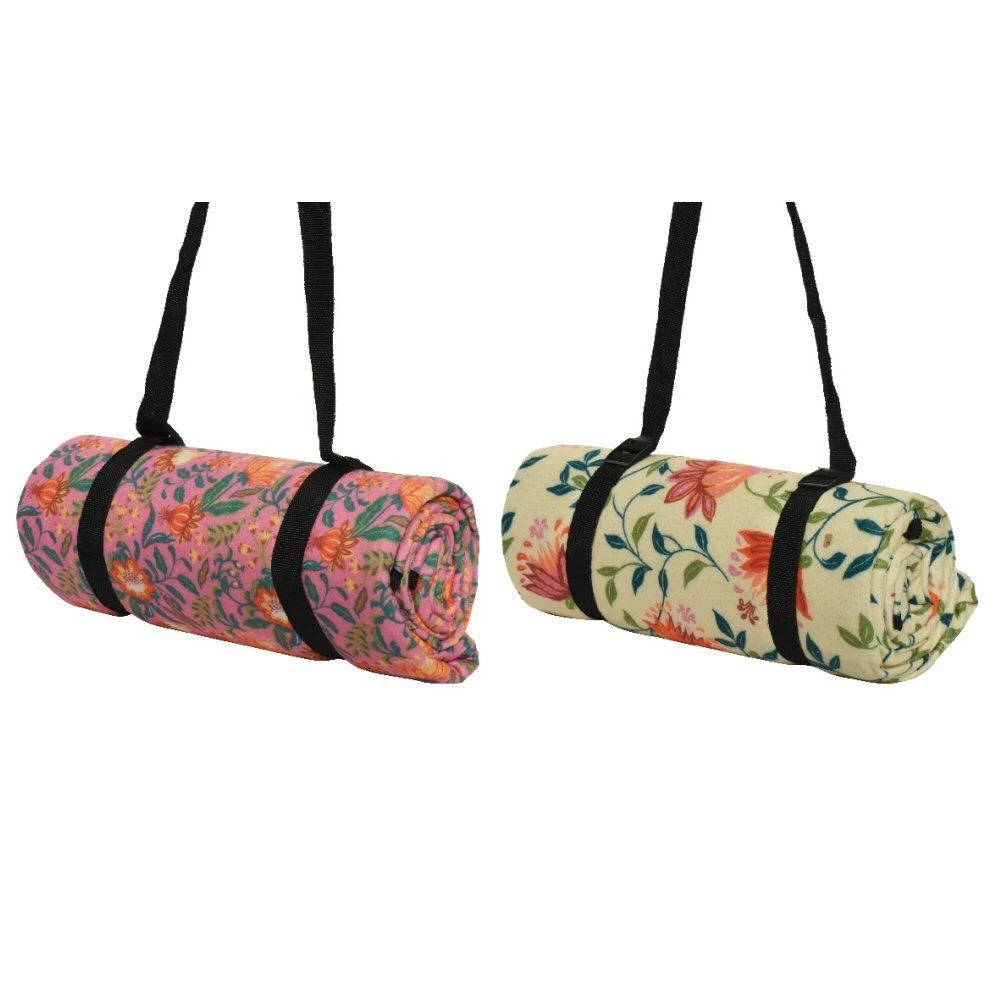 Decoris 170cm Fleece Floral Picnic Blanket (Choice Of 2) 3 Decoris 170cm Fleece Floral Picnic Blanket (Choice Of 2)